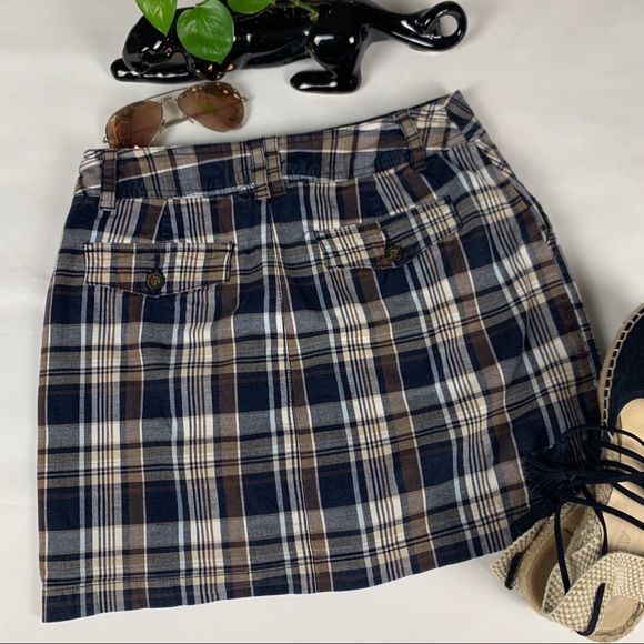 St. John's Bay Stretch Four Pocket Skort - Picture 3 of 5